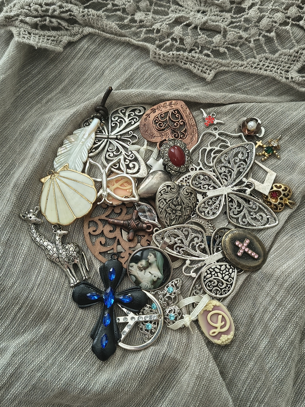 Assorted Women’s Jewelry Charms and Pendants - Silver & Blue Mix